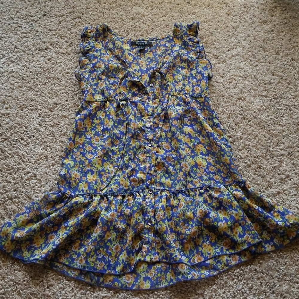 Forever21  cute floral top